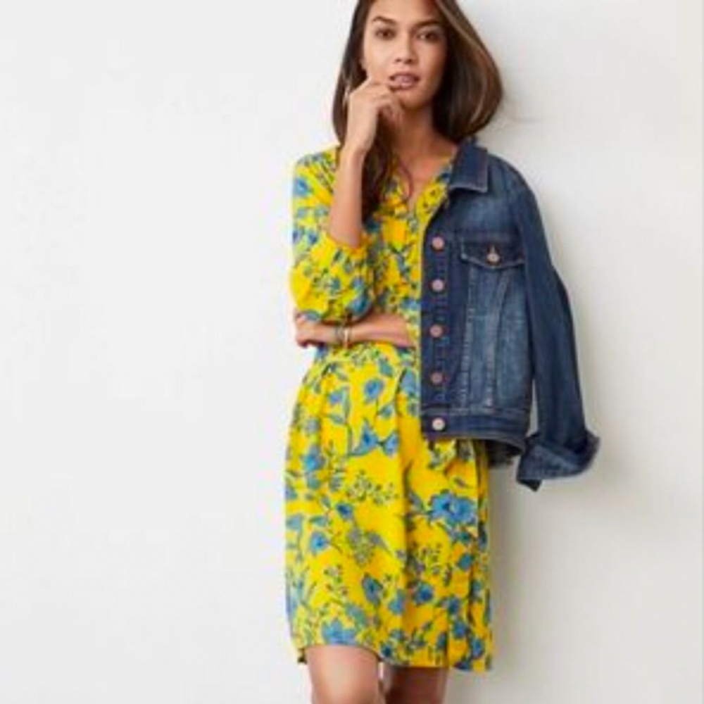 Cabi Lemon Drop Yellow and Blue Floral Mini Split Vneck Shift Sheath Dress